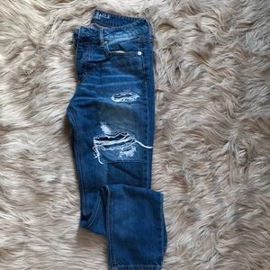 Boyfriend button up denim jeans. Runs somewhat big